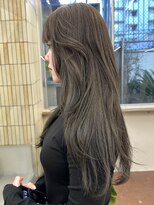 パークレーン アイス イヴェン(park lane ICI yeven)&nbsp;ブリーチなし透明感オリーブグレージュ レイヤーカット/momoka