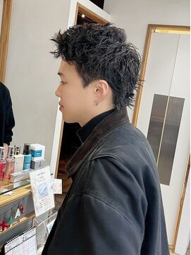 ネオリーブ クーロ メゾン 横浜(Neolive curro Maison) アップバング×スパイキーショート