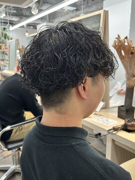 サロンドジョー(salon de joe) メンズカットツイストスパイラルパーマシャドウパーマショート