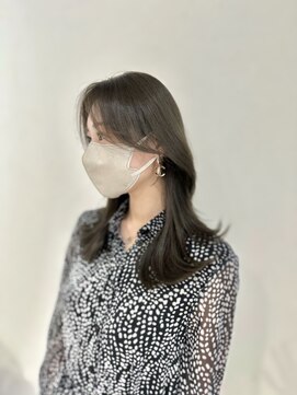 アクション 心斎橋店(ACTION) 20代30代レイヤーミディアム　オリーブグレージュ顔まわりカット