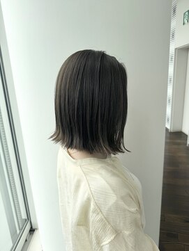 ザックラフィネ(ZACC raffine) 外はねボブ/ラベンダーグレージュ/伸ばしかけヘア/ワンカラー