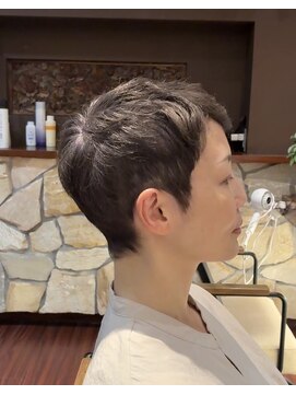 ヘアリゾート粋 ドゥオ 新宿南口店(dua) 白髪ぼかしヘアケアカラー