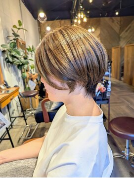 ヘアードレスビュー(hair dress V.I.E.W) まとまりショート