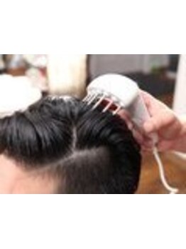 毛穴の詰まりを洗浄し、育毛を促進!サロンの本格頭皮ケア♪【男性の方必見!】スキャルプ頭皮ケア★人気です