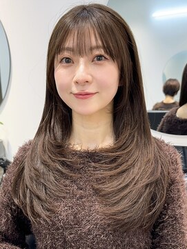 ヨリ トウキョウ(yori Tokyo) 似合わせカット30代40代50代ショートボブくびれレイヤーカット