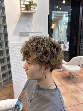 ブルーム コスタ(Blume COSTA) 髪質改善×波巻きツイストスパイラル