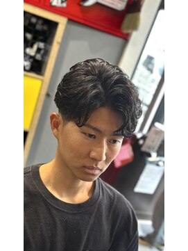 バーバーブロス(BAR BER bro's) フェザーパーマ/ツイストスパイラルパーマ/メンズパーマ