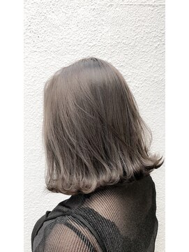 シュプバイトゥーミー(sup.by tomee) フォギーベージュ【担当 末吉】