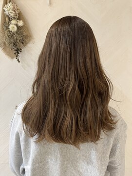 ロンド ストラーダ 心斎橋(Lond strada) 透明感溢れるベージュ♪♪