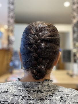 エル フレンズ 宮の沢店(ELLE friend's) 編み込み