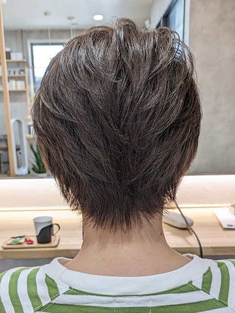 20代30代40代抜け感ショートレイヤーココアベージュ