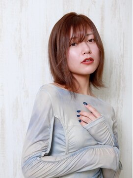 ニューヨークニューヨークマザーズ(NYNY Mothers) ミディアムボブ外はねスタイル