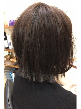 クーシ(kuusi) ポイントカラー【高円寺/東高円寺/新高円寺】