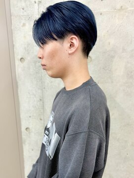 モリオ(morio) ブルーブラックメンズセンターパート2ブロ刈り上げメンズカット