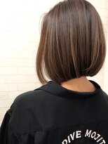 サンディーズ(Sandees)&nbsp;▼前下がりボブ×ハイライトカラー