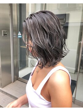 アミ ヘアー ガーデン(ami hair garden) ハイライト×ウェーブボブ