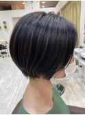 ショートボブ