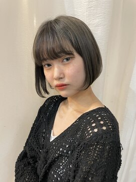 スイート ヘアデザイン(Suite HAIR DESIGN) アッシュベージュ ミニボブ イヤリングカラー