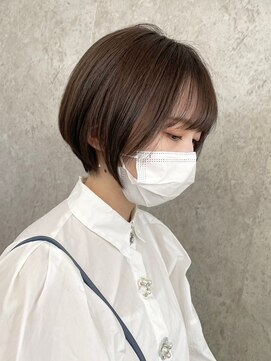 エリマ 調布(elima) 丸みショートボブ/イルミナカラー/グレージュインナーハイライト