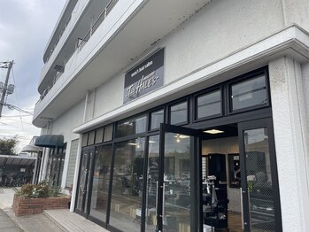 THE HALE'S 学南町店【ザ　ハレ】