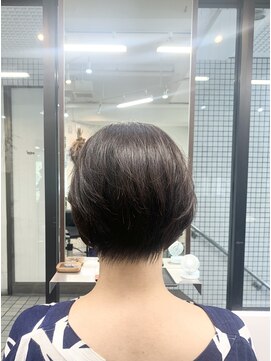 エイム 下北沢(aim) 前下がりショートボブ