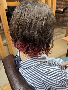 オーブ ヘアー リリー 博多2号店(AUBE HAIR lily) ショートカット裾カラーレッド!