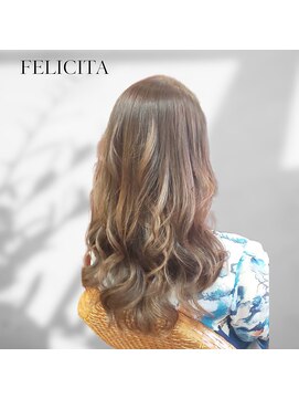 フェリシータ ミューズ(FELICITA musse) 【FELICIT】外国人風カラー×ふわ波巻き