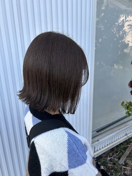 アドラーブル 松崎店(adorable) 【切っぱなしボブ】【アッシュベージュ】【艶カラー】