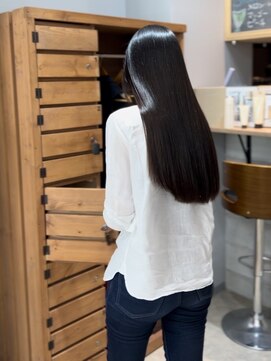 ロア 福岡天神店(LORE) 【縮毛矯正】【天神/髪質改善/縮毛矯正/酸熱トリートメント】