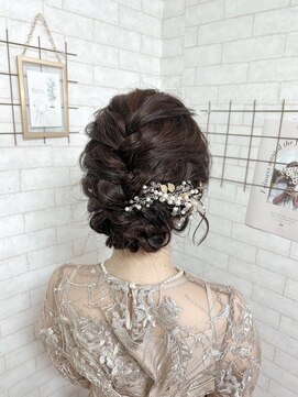 ベルデイズ 横浜西口店(BELDAYS) 編み込みアップ