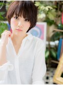 黒髪アッシュブラック前下がり束感ショートh3上尾20代30代40代