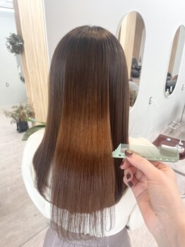 プラム(plum.)の写真/毛先までサラサラな指通りと、自然な仕上がりに感動する事間違いなし☆理想のストレートヘアを叶えます♪