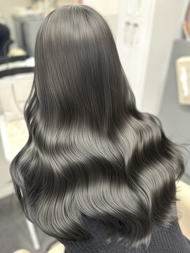 アマトウキョウスマートサロン(AMA TOKYO×Smart Salon) グレージュ　ブリーチなし　レイヤーカット　海外風