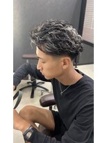 デザインサロンリア(design salon Lia)&nbsp;ホワイトハイライトウェーブパーマ