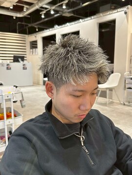 ルーストデラックス 京都河原町三条(ROOST dx) ホワイトメッシュジェット