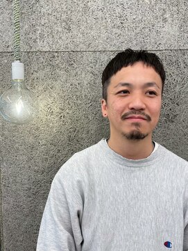 リビング 津田沼(LIVING) 千葉駅MEN’S HAIR/サーフカール/刈り上げセンターパート