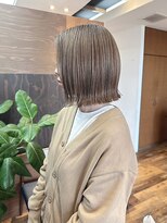 ダブル(W)&nbsp;ブリーチカラー/ミルクティーアッシュ/レイヤーボブ