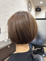 ベルシュヴー(belles cheveux)&nbsp;丸みショート　ベージュカラー