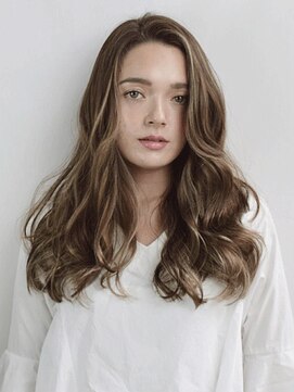 メゾンドイギー(MAISON de IGGY) 外国人風ハイライト×大人ウェーブ＃インナーカラー