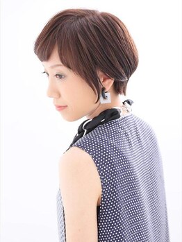 ヴィアラ(Hair Make ViaLa)の写真/オシャレを楽しみたい大人女性の方へ上品なツヤ髪を☆厳選した髪に優しい薬剤で自然な仕上がりに♪