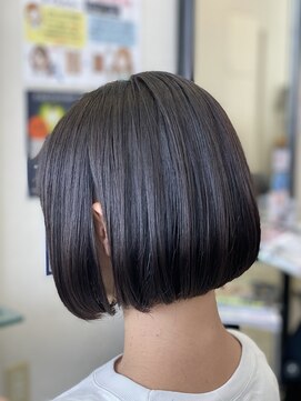 アヴソリューク(Absoluk) イングラデーションボブ☆