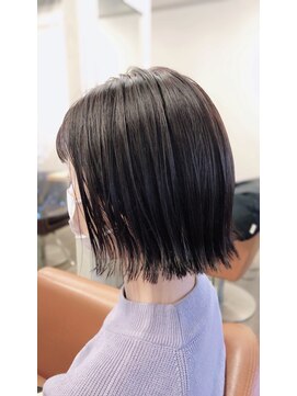 アンプリュス リアン(1+ Unplus lien) 切りっぱなしボブ/ラベンダーアッシュ/ブリーチなし/亀戸