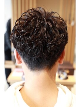 キャリ(CALI) 八村風？メンズパーマ　CALI・田町・三田・美容室・CHIAKI