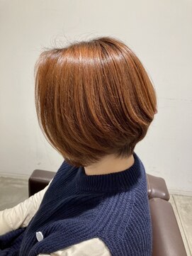 プラスディー(+D) オレンジカラー/艶ボブ