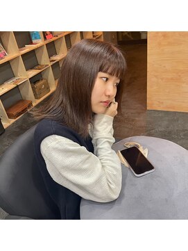 ルーシーバイパム 恵比寿(Lucy by PAM.) 切りっぱなしミディアム