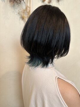 シャンプーボーイ セントラル 博多(SHAMPOO BOY central) ウルフカット