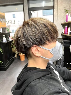 レベル 葛西店(LEVEL) 刈り上げマッシュ メンズカット ハイライト メッシュ 葛西
