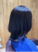 黒髪ミディアム