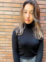 ヴァージ(Verge)&nbsp;レイヤーカット/ウェーブパーマ/前髪/こなれミディ[代官山駅]