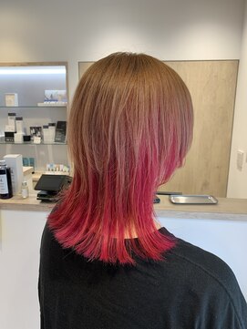 アズールサン 草加西口店(azule-sun) ウルフカット,ツートン,ピンク,ミルクティーベージュ【草加】